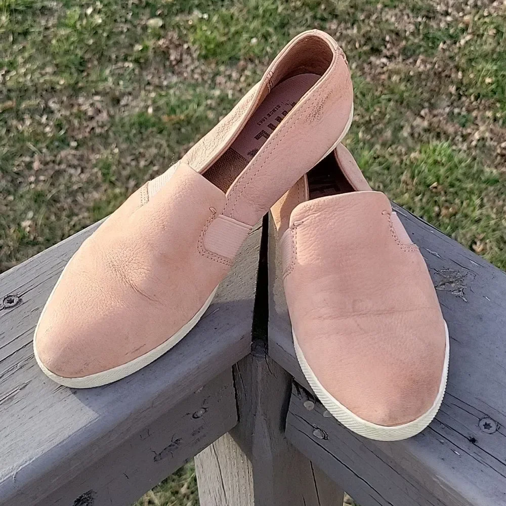Frye Lisa low-top slip on sneakers size 6